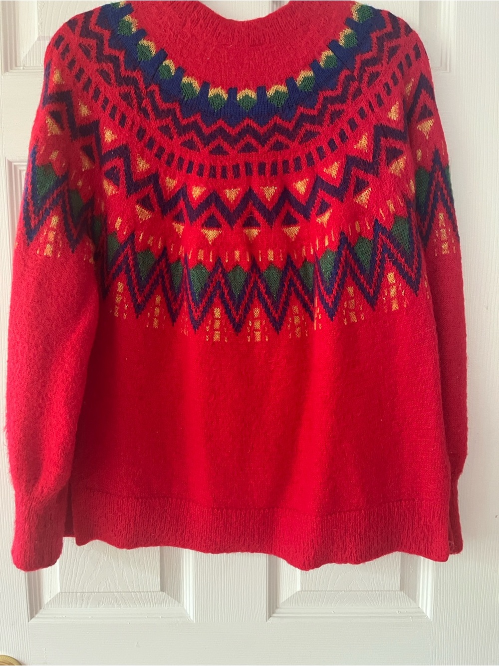 Time and Tru Red Fair Isle Crewneck Sweater with Multicolor Yoke - Picture 5 of 6